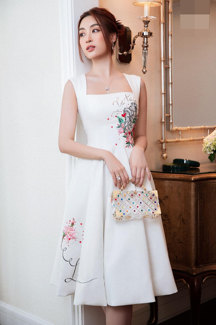 Đỗ Mỹ Linh hóa nàng thơ ngọt ngào, đẹp mơ màng hút chặt mắt fan Ảnh 10