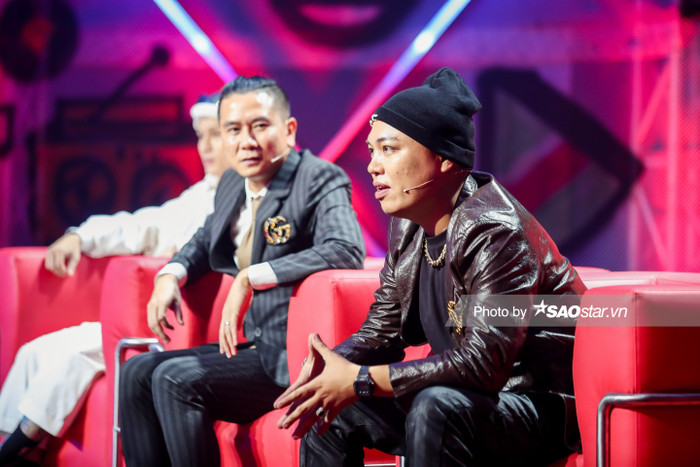 Tuimi làm mới hit 'Áo xanh', Rap đỉnh hát mượt khiến Datmaniac - Hồ Hoài Anh trầm trồ: Quyết làm Queen Of Rap hoàn toàn có lý do! Ảnh 6