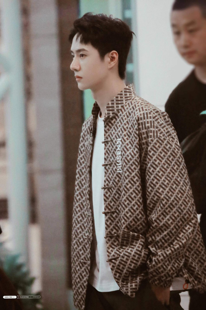 Vương Nhất Bác dù 'khó ở' và tròn trịa nhưng vẫn rất đẹp trai khi ghi hình chương trình Thiên thiên hướng thượng ngày 24/9 Ảnh 3