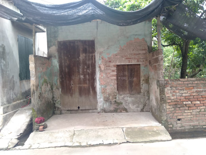 Ngôi nhà nơi Long thường xuyên bạo hành con.