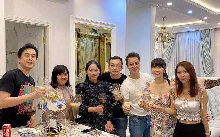 Sara Lưu vác bụng bầu song thai ở những tháng cuối cùng ông xã hội ngộ gia đình Đăng Khôi Ảnh 2