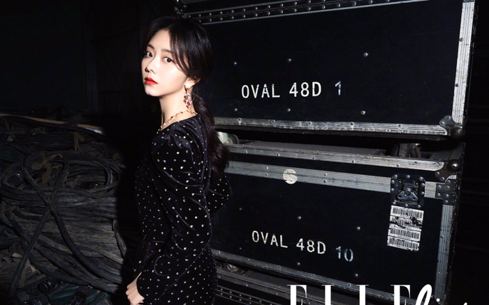 Đàm Tùng Vận bất ngờ xuất hiện trên hot search nhưng ảnh thật không xinh như tưởng tượng Ảnh 2