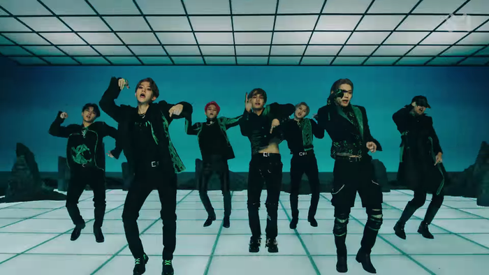 SuperM 'thả xích' MV One: Cấu trúc bài lấy ý tưởng từ hit 8 năm trước của SHINee, vũ đạo mang ý nghĩa đặc biệt lần đầu được tiết lộ Ảnh 11