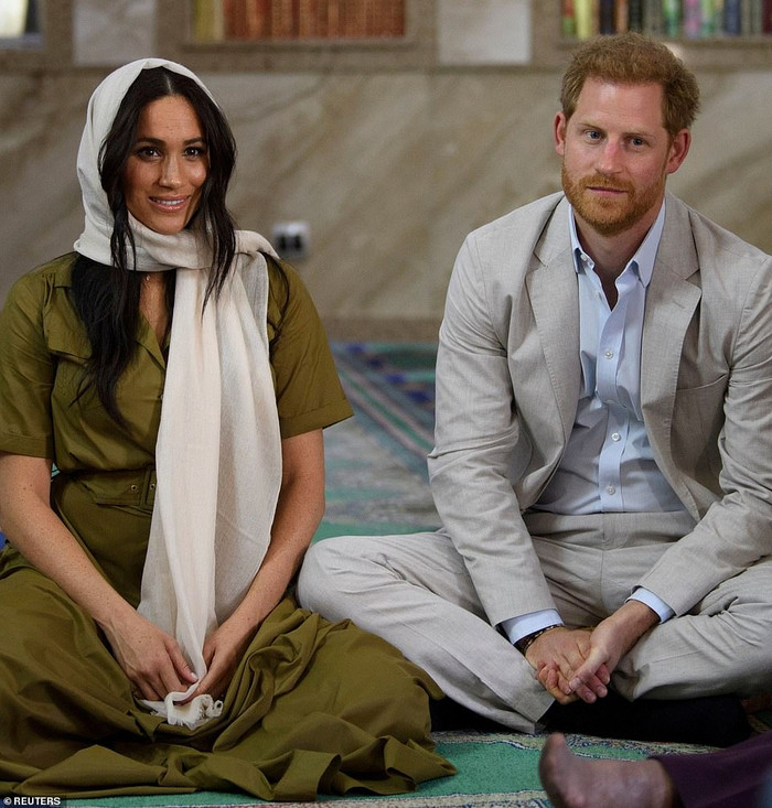 Hoàng tử Harry và Meghan trong chuyến thăm châu Phi.