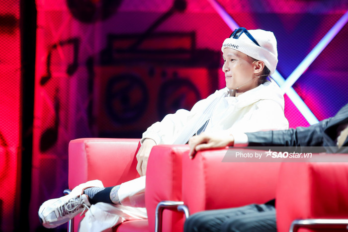 HLV Datmaniac: 'Vẻ ngoài không gai góc nhưng Nhật Hoàng là nhân tố đáng gờm tại King Of Rap' Ảnh 4