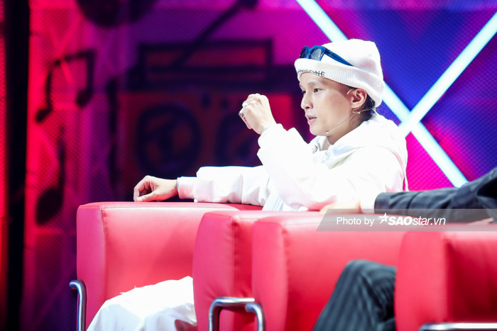 HLV Datmaniac: 'Vẻ ngoài không gai góc nhưng Nhật Hoàng là nhân tố đáng gờm tại King Of Rap' Ảnh 9
