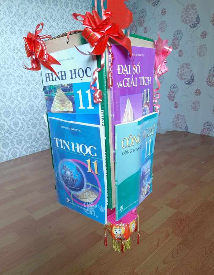 Chiếc lồng đèn Trung thu tự tay làm cực độc đáo và sáng tạo.