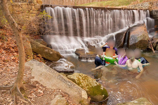 Được đi sang thác khác luôn