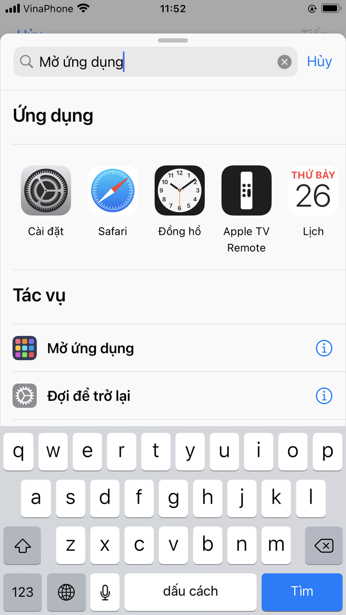 Bước 4: Gõ từ khoá 'Mở ứng dụng' (hoặc 'Open app') rồi ấn vào 'Mở ứng dụng' xuất hiện ở phần Tác Vụ.