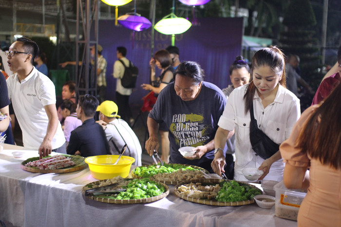 Buffet cho người tham dự