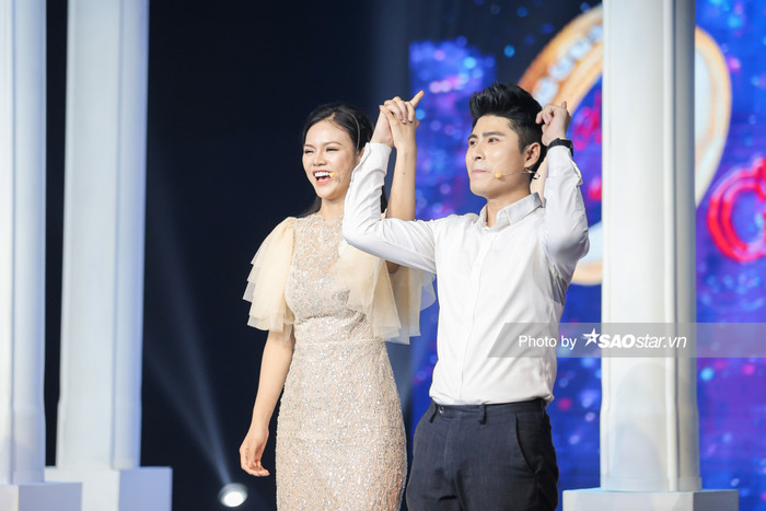 Đức Khánh và Trà My được nhận xét là một cặp đẹp đôi trong tập 2 chương trình Chân Ái