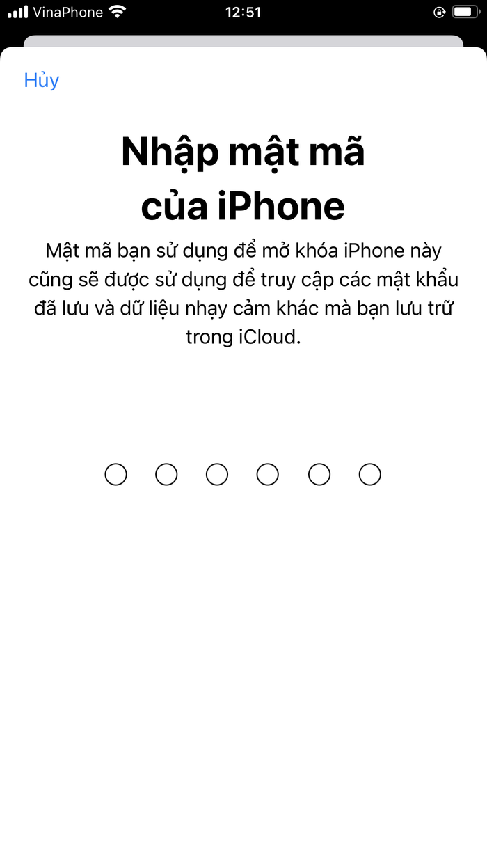 Tiếp đến, hãy nhật mật mã mở khoá iPhone mà bạn đang dùng, nếu có.