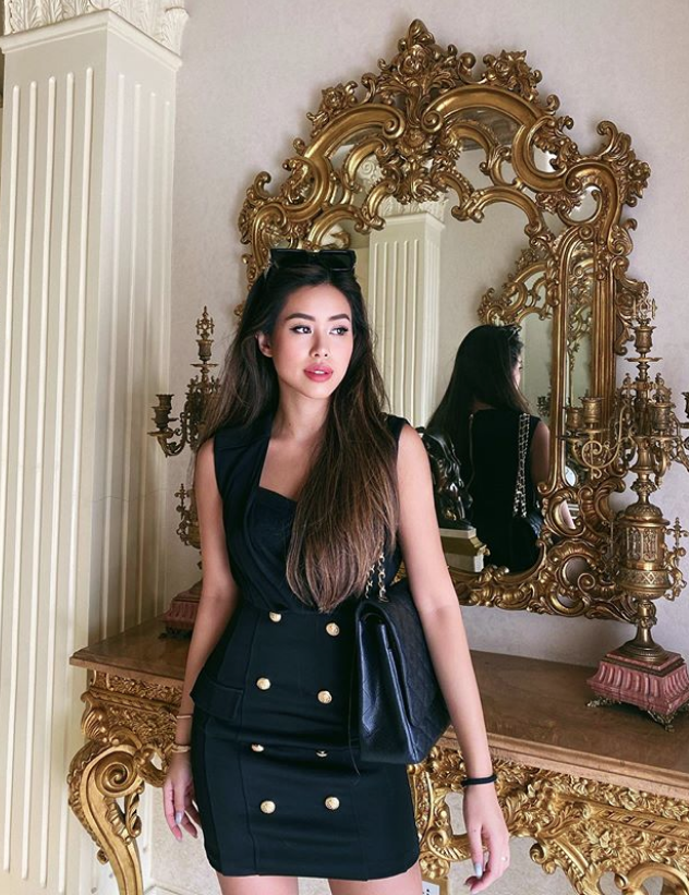 Rich kid Tiên Nguyễn gây 'choáng' khi hé lộ nội thất bên trong 'xế hộp' bạc tỷ thường dùng đi lại Ảnh 3