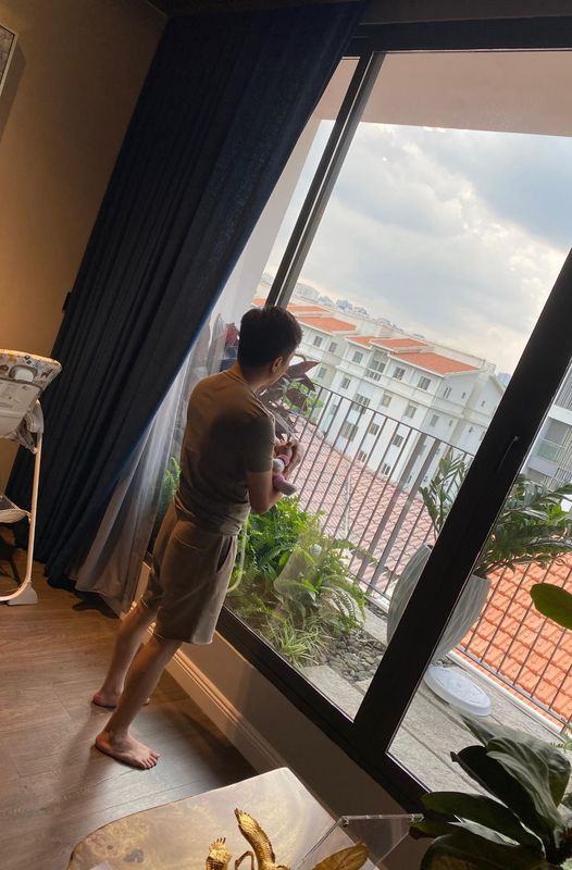 Chở con gái đi chơi bằng siêu xe, Cường Đô La khoe Suchin còn nhỏ đã có gu âm nhạc 'chất' Ảnh 5