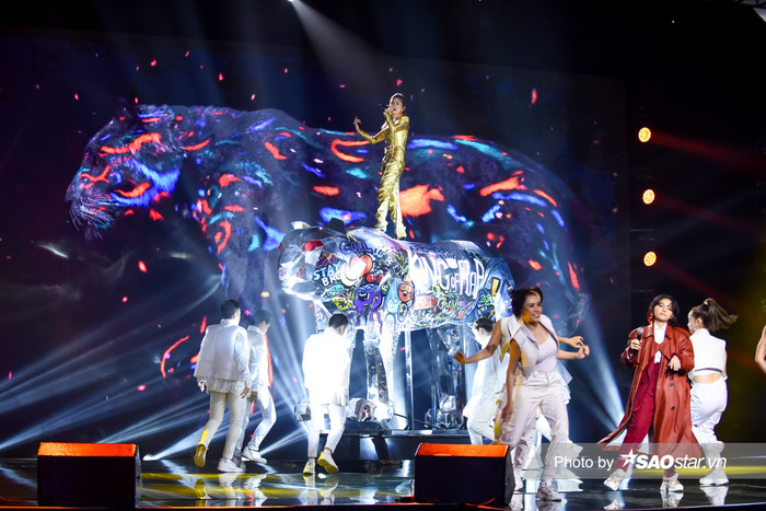 King Of Rap: 'Cơ trưởng' Pháo trình diễn áp đảo loại Dablo, xuất sắc vào thẳng Top 5 chung cuộc Ảnh 11