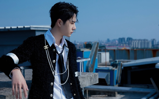 Vương Nhất Bác hóa chàng trai lạnh lùng, cực ngầu trong loạt ảnh mới nhất Ảnh 2