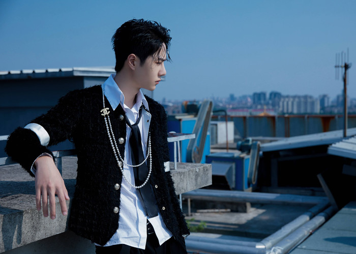 Vương Nhất Bác hóa chàng trai lạnh lùng, cực ngầu trong loạt ảnh mới nhất Ảnh 3