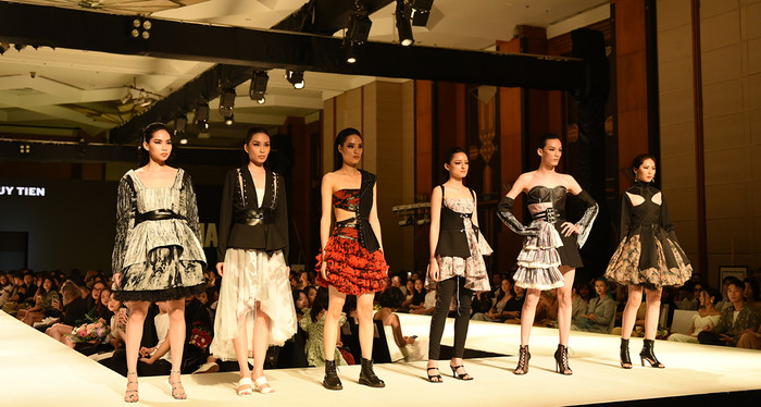 BST Memoir of a liar - Hồi ức của kẻ nói dối