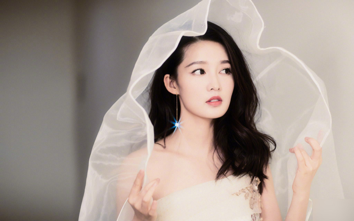 Lý Thấm rút lại thông báo độc thân, ngầm lên tiếng về tin đồn hẹn hò với Dương Dương? Ảnh 2