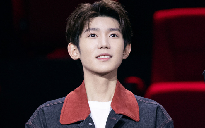 Dù bị chê kém nổi tiếng hơn Vương Tuấn Khải, Dịch Dương Thiên Tỉ nhưng hành động nhỏ của Vương Nguyên vẫn lên top tìm kiếm Ảnh 2