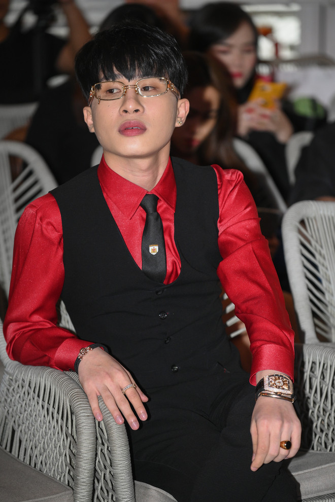 FC Jack phát động chiến dịch thiện nguyện mùa Trung thu, mang 'lồng đèn Đom đóm' đến 2 ngôi trường nam ca sĩ từng theo học và giảng dạy Ảnh 6