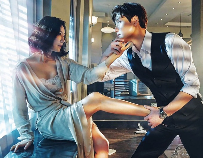 Seulgi, Naeun và những ngôi sao K-Pop vướng phải scandal giả trong năm 2020 Ảnh 14