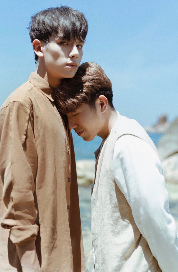 Vpop tháng 9/2020: Fan 'bội thực' khi loạt sao hot nhất chiến nhau 'khét lẹt' (P.1) Ảnh 11