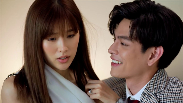 5 'bom tấn' màn ảnh nhỏ xứ chùa Vàng tháng 10: 'Chiêu trò lừa gạt' hay 'Xin nguyện tái sinh gần bên em' sẽ là cái tên gây được chú ý nhiều hơn Ảnh 6