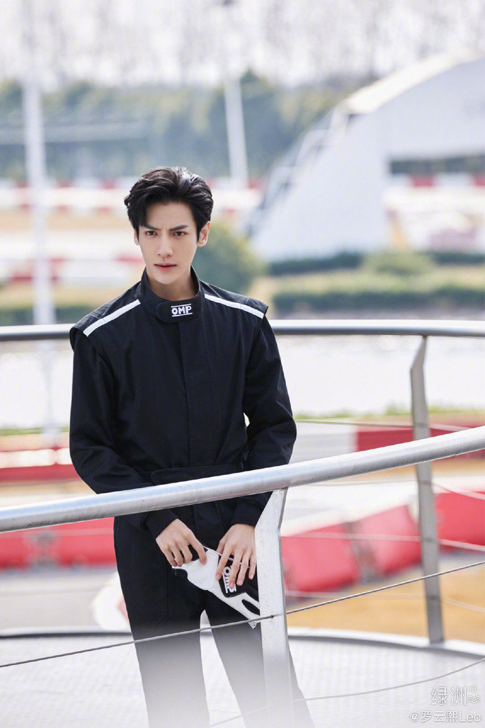 Vai diễn doanh nhân thành đạt của La Vân Hi trong 'Nửa là đường mật, nửa là đau thương' được khen ngợi Ảnh 16