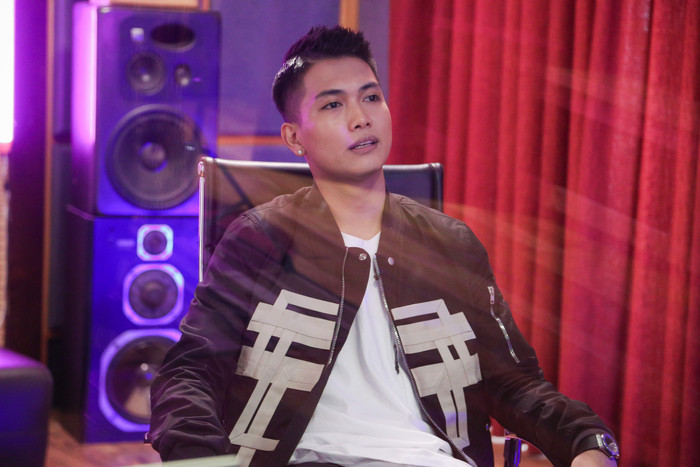 Tập 9 King Of Rap: HIEUTHUHAI 'xanh mặt' vì bị chê, phải đổi lyric gấp - GTM tự ý cãi lời Hồ Hoài Anh Ảnh 3