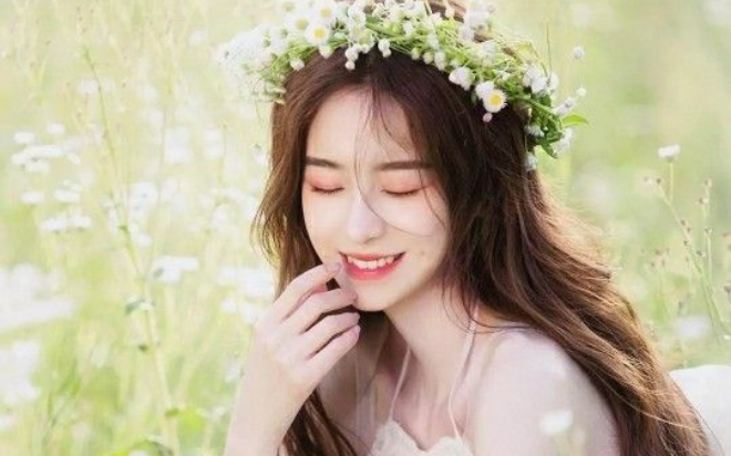 Top 8 kem nền siêu dưỡng ẩm và che phủ hoàn hảo cho nàng da khô Ảnh 2