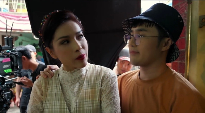 Biểu cảm khó hiểu của Khả Như và Huỳnh Lập trong hậu trường thực hiện MV