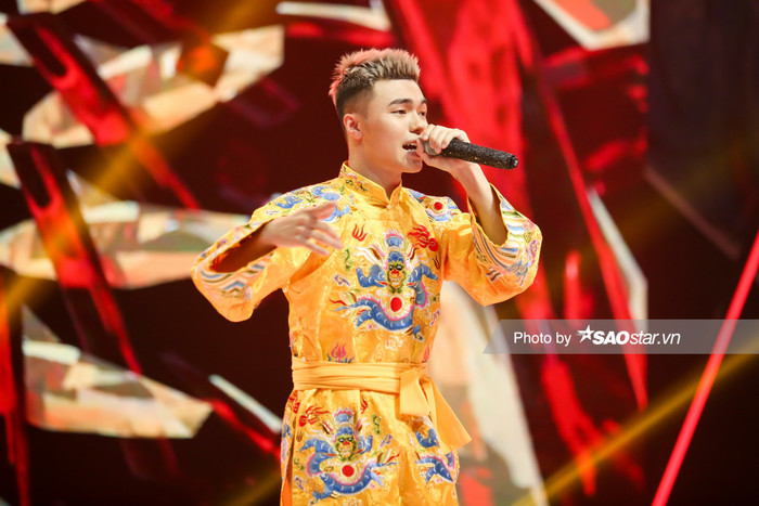 TBoss 'chơi lớn' bắn Rap trên nền nhạc chầu văn: Quá độc đáo, đậm màu sắc dân gian Việt Nam Ảnh 6