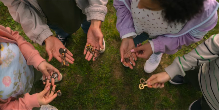 Netflix sắp ra mắt mùa 2 của 'Locke & Key': Series kinh dị, thần thoại với đầy những bí ẩn đen tối Ảnh 10