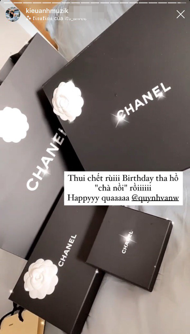 Vừa đẹp trai, vừa tài giỏi là cưng vợ thế này, mấy ai qua được Văn Quỳnh