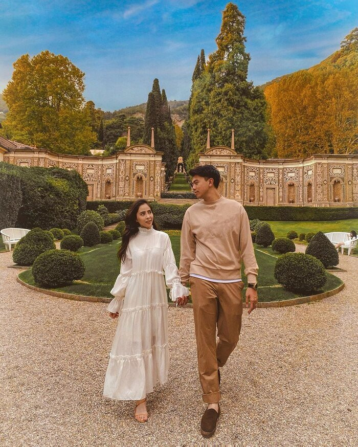 Cặp đôi khiến không ít người 'ghen tị' vì luôn ngọt ngào bên nhau