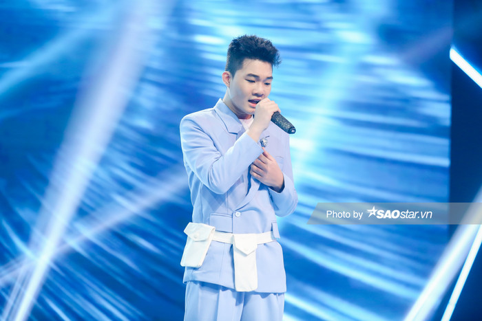 'Hoàng tử cổ tích' King Of Rap - Kenji học hỏi gu thời trang Sơn Tùng M-TP, ngưỡng mộ tài năng của Vũ Cát Tường Ảnh 3