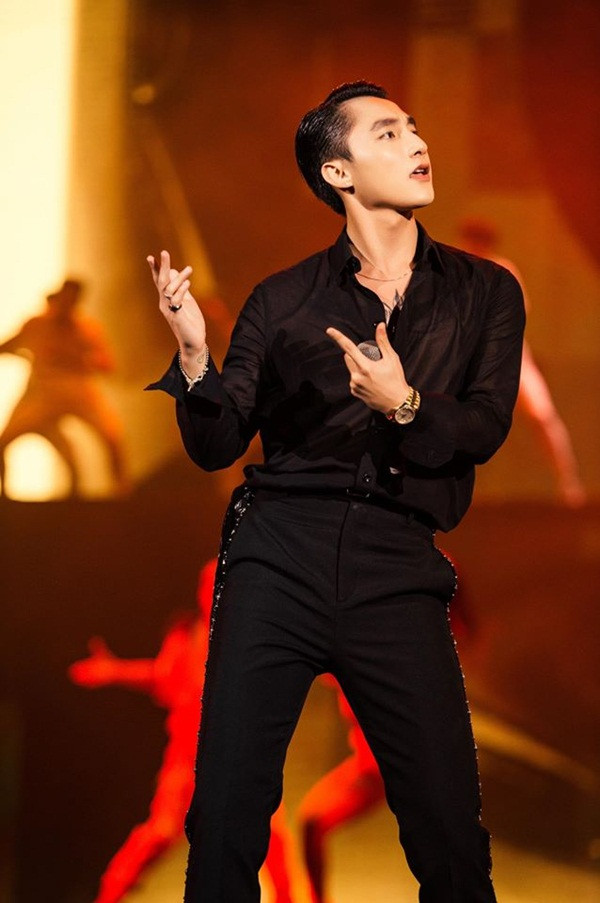 'Hoàng tử cổ tích' King Of Rap - Kenji học hỏi gu thời trang Sơn Tùng M-TP, ngưỡng mộ tài năng của Vũ Cát Tường Ảnh 11