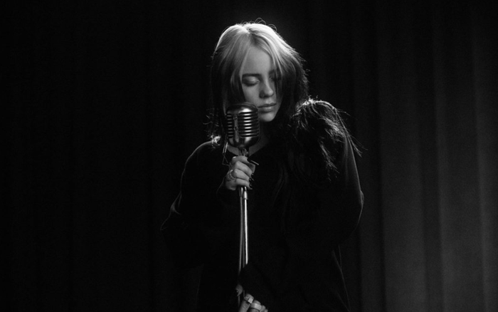 Billie Eilish phát hành MV No Time To Die, giới chuyên gia nhận định: 'Nhạc phim James Bond hay nhất từ trước đến nay' Ảnh 2
