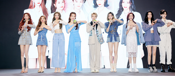 The9 sẽ bị giải thể sớm chỉ vì Dụ Ngôn? Ảnh 12