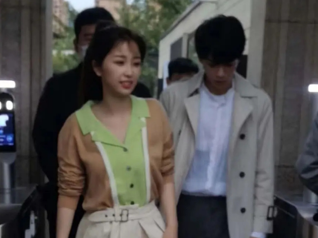 Ảnh hậu trường 'Khúc biến tấu ánh trăng: Đinh Vũ Hề như trở thành 'anh da đen' khi đứng kế Ngu Thư Hân Ảnh 19