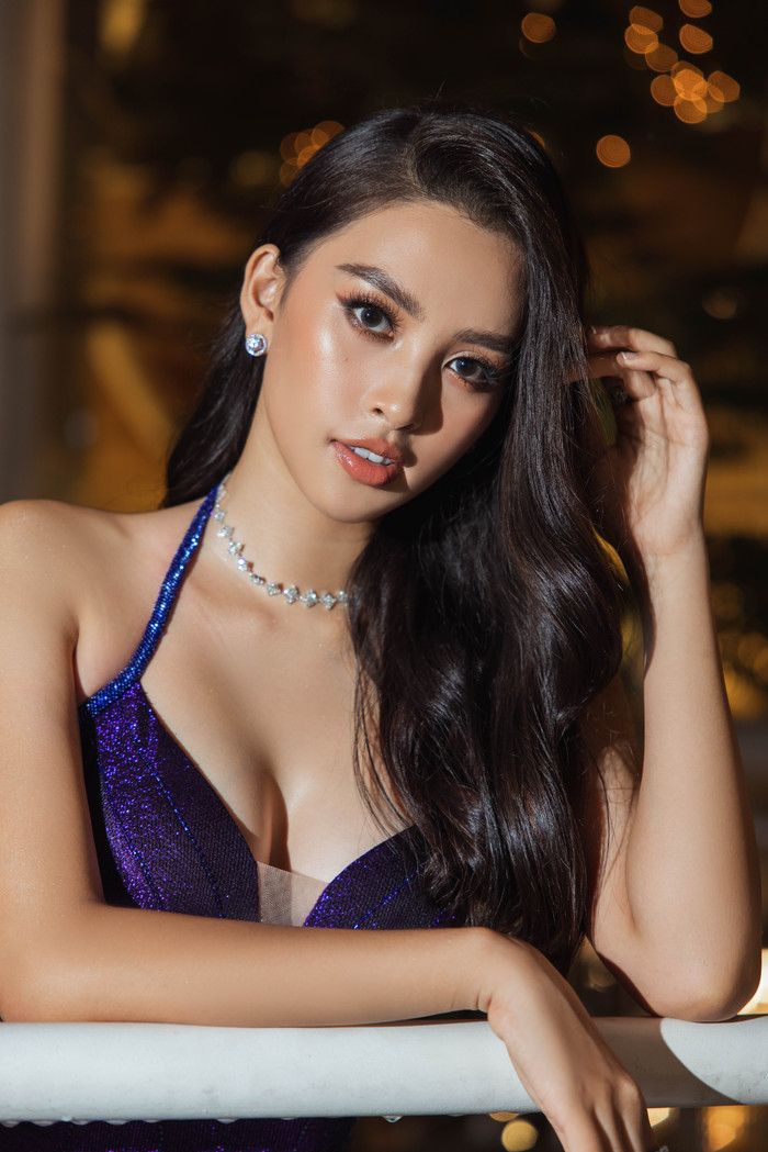 6 nàng hậu 2k họp mặt: Tiểu Vy - Lương Thùy Linh sắc sảo, Tường San - Phương Nga kiều diễm hơn người Ảnh 2