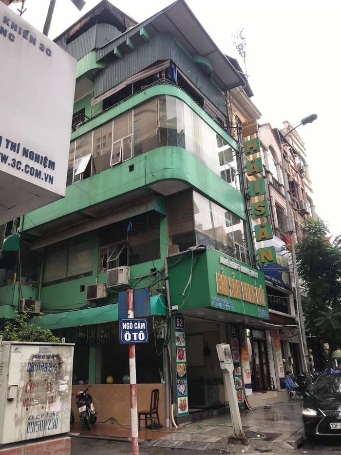 Nhà hàng sau vụ hoả hoạn.