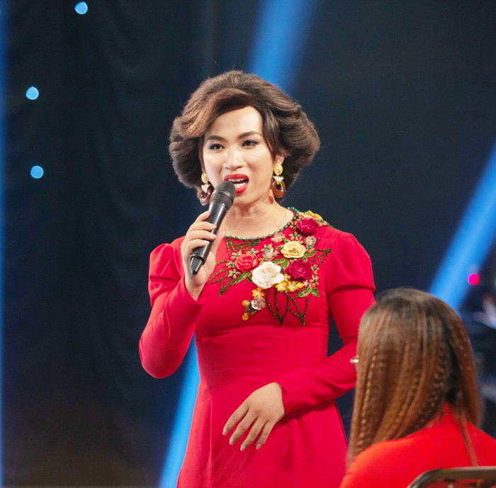 'Thánh lô tô' Lộ Lộ