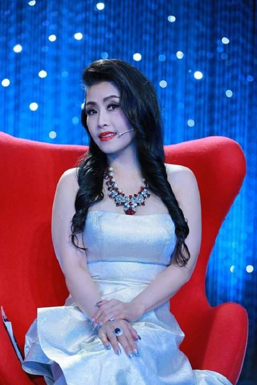 Nghệ sĩ Kiều Oanh