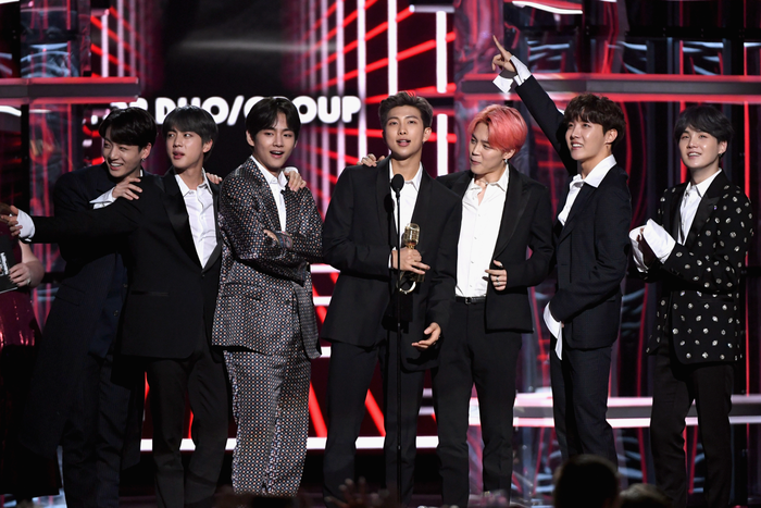  BTS sẽ biểu diễn tại lễ trao giải Billboard Music Awards 2020 diễn ra vào ngày 14/10/2020.