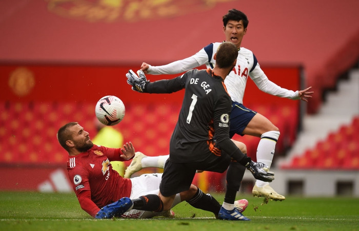 Son Heung-min trở thành cơn ác mộng với MU.