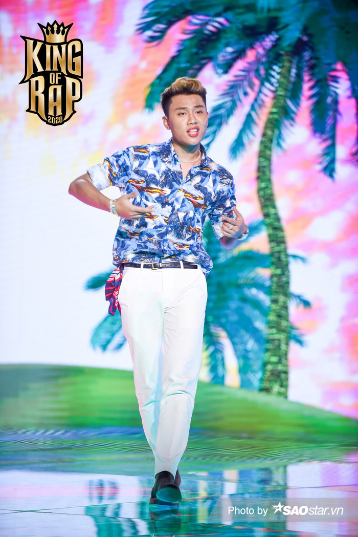 VyJacko - Weeza - Right đa sắc màu trong sản phẩm âm nhạc mới quyết giành cơ hội 'tái đấu' King Of Rap 2020 Ảnh 9