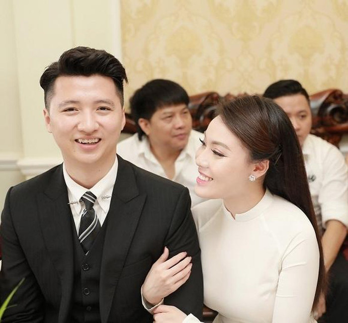 Cặp đôi thời còn mặn nồng