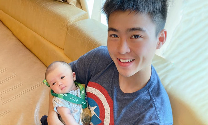 Những ông bố bỉm sữa 'nhà người ta', phụ vợ chăm con khéo hết chỗ chê Ảnh 13